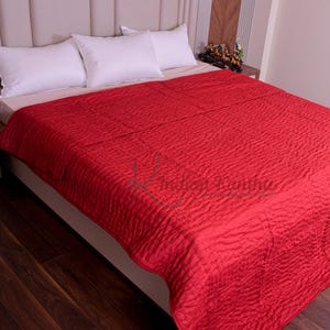 Handgefertigte Kantha Quilt-Quilt, handgenähter Boho-Bettwäscheüberwurf, Queen-Size-Baumwolldecke, umweltfreundliche Tagesdecke.