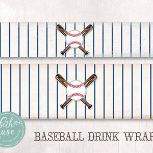 K&ouml;nnte beinhalten: Zwei druckbare Baseball-Getr&auml;nkeverpackungen mit wei&szlig;em Hintergrund und blauen Streifen. Die Verpackungen zeigen einen Baseball und gekreuzte Schl&auml;ger.
