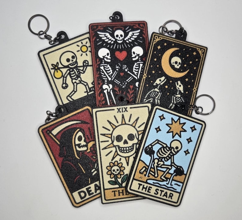 Skeleton Tarot Card Keychain • 3D Printed PLA Goth Witchy Accessory bild 1
