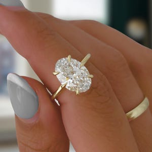 3 Ct Oval Solitaire Lab Grown Diamond Ring 14K Yellow Gold Engagement Ring Minimalist Oval Cut Diamond Ring Dainty Gold Ring IGI Certified