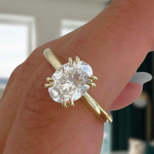 Oval Lab Grown Diamond Engagement Ring: 14k Gold Solitaire, IGI Certified