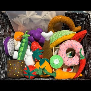 Felt Play Food Set