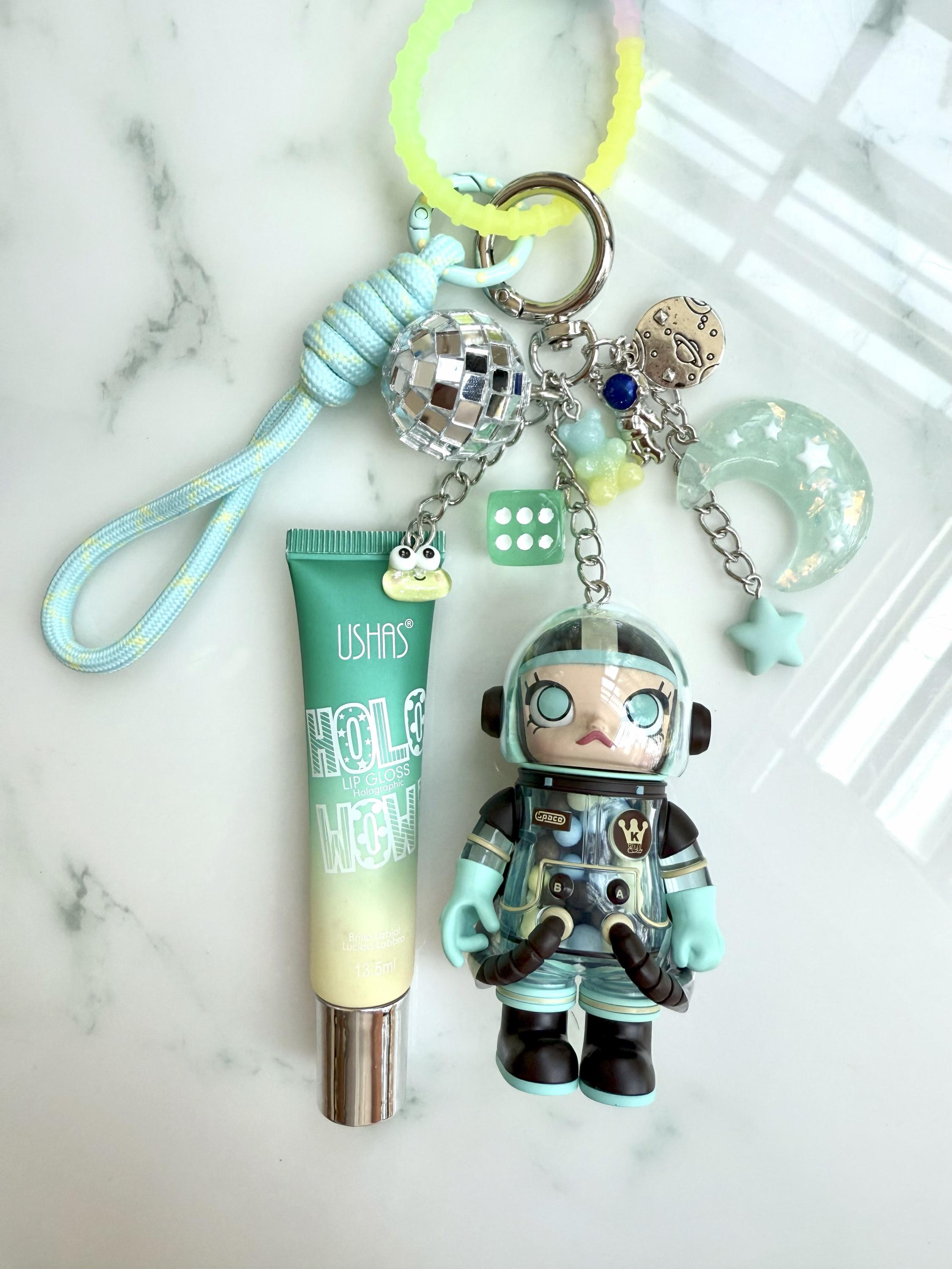 MOLLY キャラクター付きストラップ Space molly pop mart - Etsy 日本