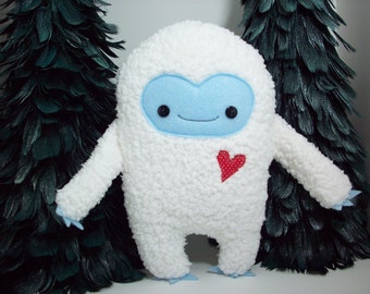 Yeti plush toy, abominable snowman monster stuffed toy, plush kawaii yeti doll, monster stuffed animal