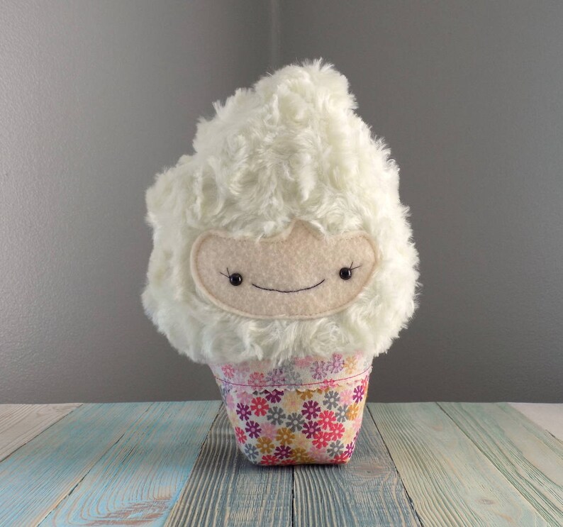 Kawaii crema eEtsy in Cake Cupcakes farcito Plushie sQdrCth