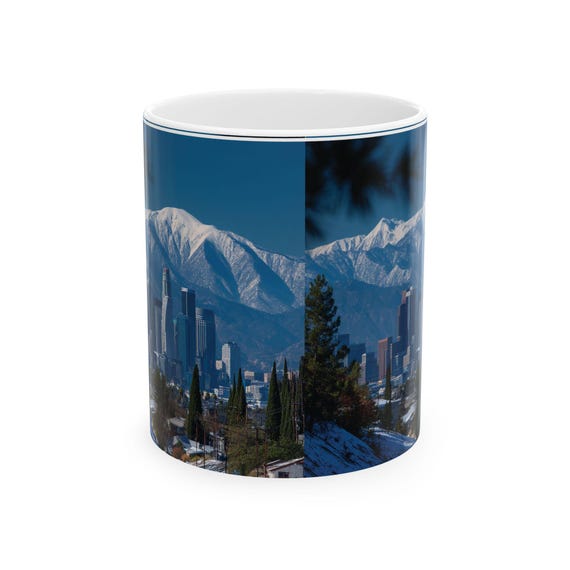 Los Angeles Scenic Ceramic Mug - Perfect Gift for Travelers, Coffee Lovers, Home Decor, Landscape Art, Souvenir