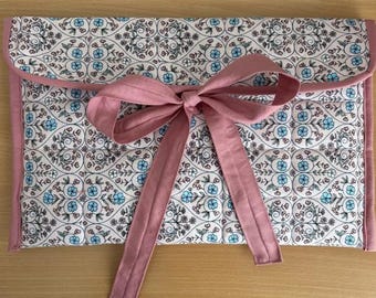 Capa para laptop acolchoada feita à mão