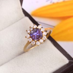 Genuine Tanzanite Statement Ring: 18k Yellow Gold & Moissanite