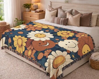 Vintage Style Woven Blanket Smiley Daisy Floral Cotton Throw Blanket Boho Hippie Wall Tapestry Aesthetic Housewarming Gift 70s Rug 707