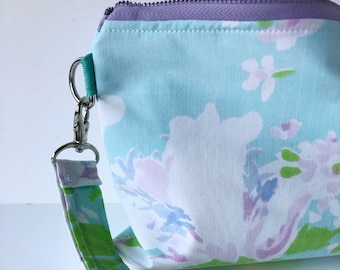 Floral Print Vintage Fabric 6x8" Purple Zipper Pouch with 7" Removeable Wristlet Strap Make-up Bag Clutch Repurposed