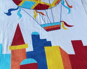 Vintage 1980's/90's Hot Air Balloon Fringed Beach Towel 'Up n' Away' Red Yellow Orange Blue Skyline