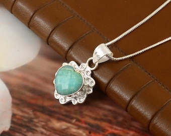 Halsband med hjärtformad labradorit i sterlingsilver, handgjord bohemisk berlock