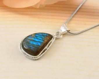 Handmade Labradorite Pendant | Sterling Silver Teardrop Necklace