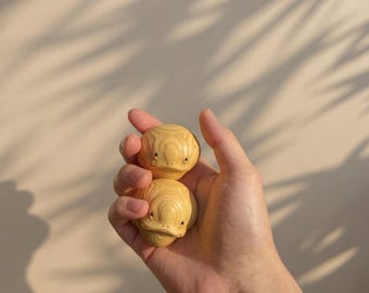 Mini Wooden Money Toad Pair – Handheld Zen Stress Reliever
