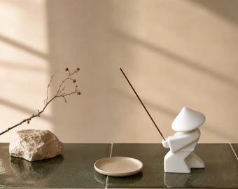 White Zen Swordsman Figurine – Minimal Warrior Desk Decor