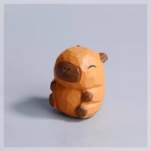 Escultura de madera de capibara hecha a mano: linda decoración animal para el hogar o el escritorio
