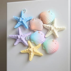 Ocean-Themed Gradient Starfish and Shell Fridge Magnets