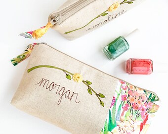 Personalized Bag for Bridesmaid Squad, Birth Flower Makeup Bag for Her, Custom Embroidered Cosmetic Bags, Unique Gift for Her