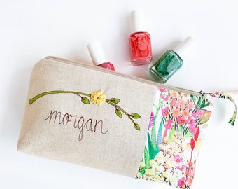 Gifts for Friends Women, Pressed Flower Makeup Bag, Personalized Gift for Friend, Birthday Gifts for Her Sister Mom Bridesmaid Cosmetic Gift