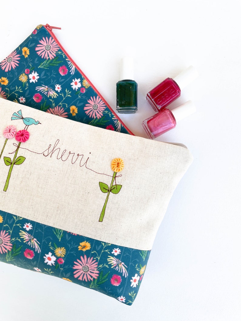 Personalized Gift for Women, Bridesmaid Gift Set, Large Personalized Cosmetic Bags, Floral Makeup Bags, Project Bag, Mom, Sister, Organizer Bild 4