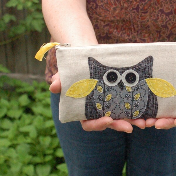 black and yellow owl pouch, autumn bag, children, halloween pencil bag, zipper pouch, READY TO SHIP by mamableudesigns
