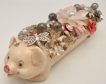 Vintage Ceramic Pig Figurine: Repurposed Jewelry Flower Topper