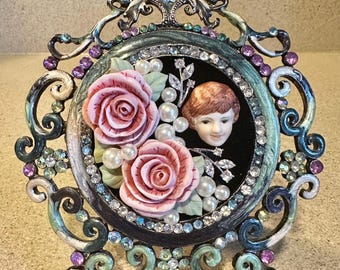 Framed Ceramic Jewelry Art: Vintage Rockwell Pin, Pearls & Roses