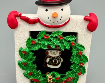 Vintage Snowman Christmas Ornament – Upcycled Jewelry Holiday Art – Snowman Wreath Ornament – One of a Kind Assemblage – 3 Inches