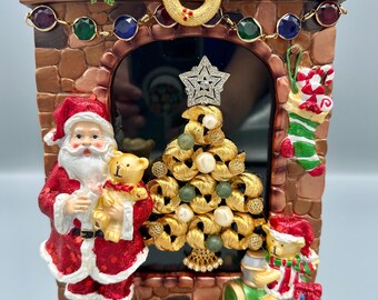 Vintage Brooch Christmas Tree Fireplace Art – Handmade Holiday Decor