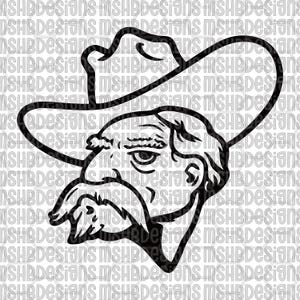 Può includere: Illustrazione in bianco e nero di un volto maschile con cappello da cowboy. L'uomo ha lunghi baffi e un'espressione severa. L'immagine ha il testo "MSHBDesigns" ripetuto sullo sfondo.