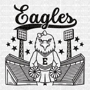 Puede incluir: Gráfico en blanco y negro de una mascota de águila con la palabra "Eagles" arriba. El águila lleva un atuendo de animadora y sostiene pompones. Las gradas del estadio y los focos flanquean al águila, con estrellas dispersas.