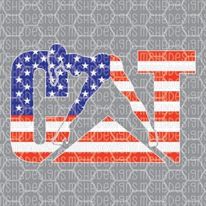 Puede incluir: Dise&ntilde;o gr&aacute;fico con las letras "USA" y una figura estilizada incorporada en el dise&ntilde;o. Las letras y la figura est&aacute;n coloreadas con los colores de la bandera estadounidense: rojo, blanco y azul. El fondo es un patr&oacute;n repetido del texto "MSHB Designs".