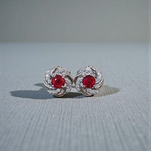 Pendientes redondos de rubí y diamantes, pendientes de botón con halo floral de rubí en oro blanco, amarillo o plata de 14 quilates, pendientes clásicos y sencillos para mujer.
