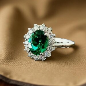 Oval Cut Emerald Halo Engagement Ring in 14k Solid White Gold, Oval Green Emerald with Diamond Accent, Solid Gold Vintage Style Ring Gift