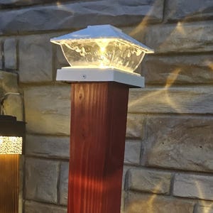 DIY Americana Solar Post Plan for Garden - 24&quot; Woodworking Blueprint with Lighthouse-Style Light - Lidi-Lock™ Anchor System