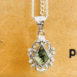 Unique Natural Moss Agate Kite Shape Necklace Silver Sterling Silver Necklace Dainty Necklace Kite Cut Moss Agate Promise friendship Gift