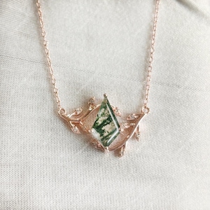 Kite Cut Moss Agate Pendant Necklace, Solid Silver Necklace, Sterling Silver Necklace, Moss Agate Pendant, Gold Necklace Gift for Bridal