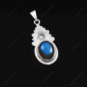 labradorite pendant, 925 Sterling silver labradorite pendant, Oval gemstone jewelry, labradorite jewelry, silver Jewelry pendant