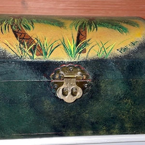Painted Palm Tree Box