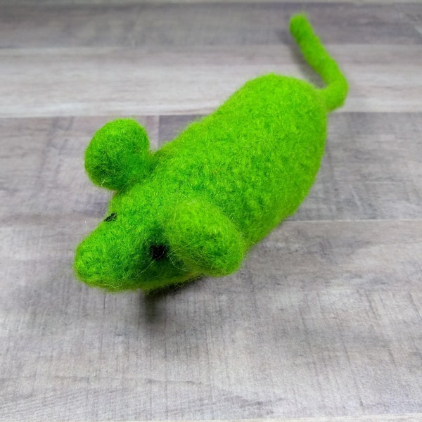 Felted wool cat toy mouse with organic catnip in fresh leaf green. Ecofriendly handknit kitty gift. Feline fun for your furry friend.