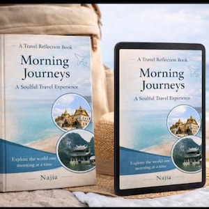Könnte beinhalten: Ein Buch und ein Tablet mit dem Cover von "Morning Journeys: A Soulful Travel Experience" mit Reiseillustrationen. Das Buch befindet sich neben einem Rucksack und einem Strohhut an einem Strand.