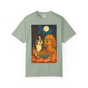 Camiseta con estampado de perros espaguetis gruñones: camisa bohemia unisex Bay
