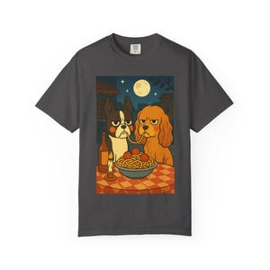 Camiseta con estampado de perros espaguetis gruñones: camisa bohemia unisex Graphite