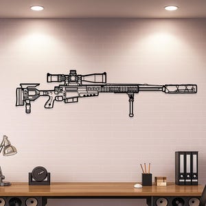 Peut inclure: Décoration murale en métal noir représentant un fusil de sniper avec une lunette et un bipied. L'œuvre est fixée sur un mur de briques blanches. Une pièce décorative pour la maison ou le bureau.