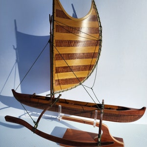 TRUE SCALE MODEL eines hawaiianischen Fischerkanus