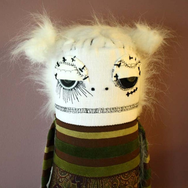 reserved: Evon the monster art doll Plush- By ThEm DoLLz