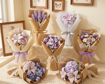 Ramo de flores de recuerdo para amigos, ramo de lirios morados de ganchillo, regalo de amistad envuelto en lino rústico