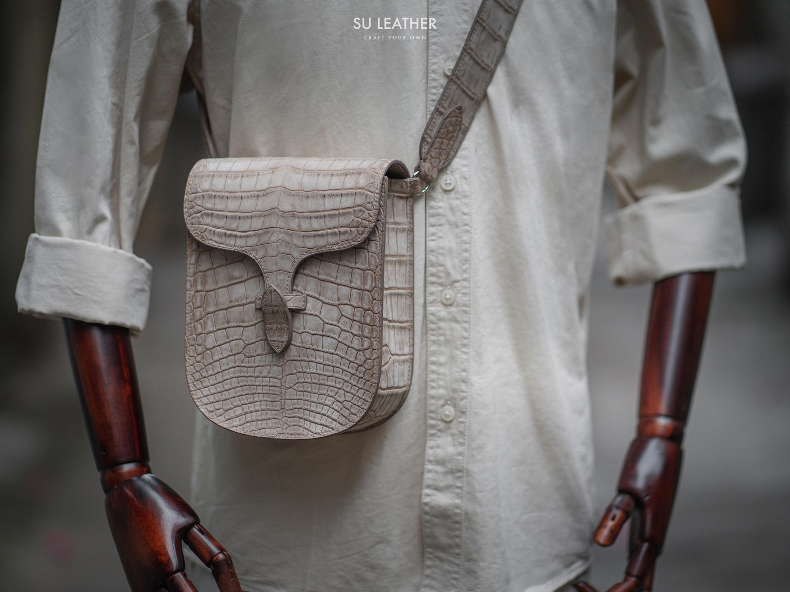 Personalized Handmade Alligator Leather Crossbody Bag