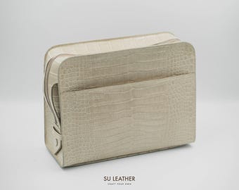 Handmade Porosus Leather Clutch: Luxury Zippered Evening Bag