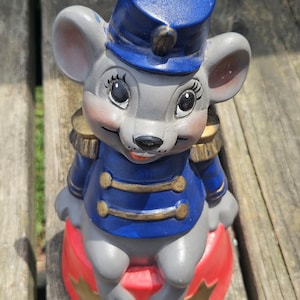 Walt Disneys Timothy Q Maus von Dumbo